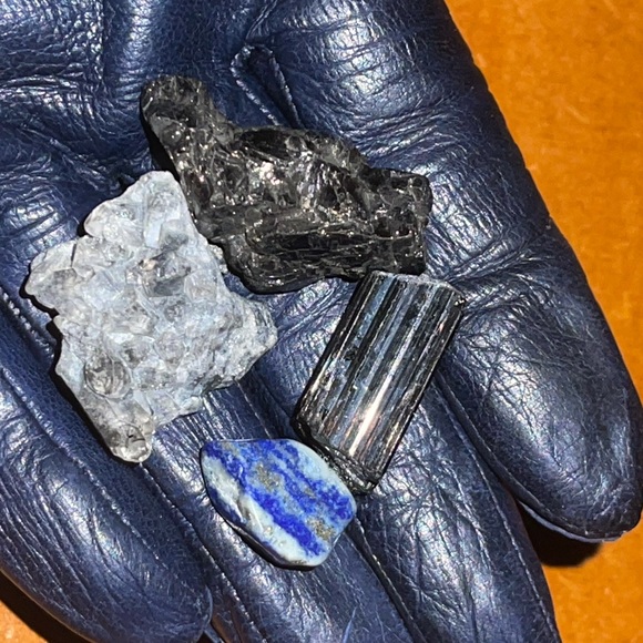 Mini Mineral Lot - Picture 5 of 12